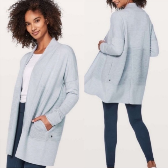 Lululemon Womens Sit in Lotus Wrap II- Size 4. Like New - Picture 1 of 5